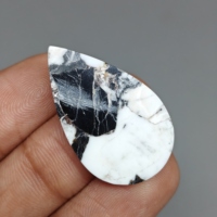 Cabochon en pierre précieuse de buffle blanc pour la fabrication de bijoux, 31x19x4 mm. 18 Ct. E1247