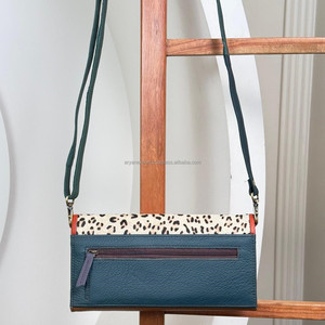 Nuevo bolso de mano RFID de cuero reciclado multicolor para mujer, bolso de hombro tipo bandolera pequeño con varios compartimentos y estampado de animales - Product Image 5