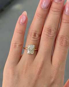 Anillo de Diamante Cultivado en Laboratorio de 3.01CT VS1 con Corte Radiante, Oro Sólido de 14K, Regalo Perfecto para Bodas y Fiestas para Enamorados - Product Image 5