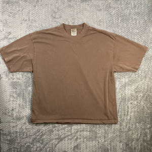 T-shirt blanc personnalisé en coton 100% 240g, impression DTG, coupe oversize, tissu tricoté uni, col rond, Shaka Wear, pour homme - Product Image 4