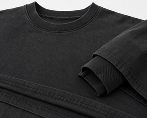 เสื้อยืดคอกลมแขนยาวทรงโอเวอร์ไซส์สำหรับผู้ชาย ผ้าฝ้าย 100% ป้องกันขนร่วง สไตล์ไฮสตรีท ลายเรียบ ผ้าหนา 220 กรัม - Product Image 5