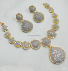 Ensemble de bijoux de mariée en diamant américain classique Collier et boucles d'oreilles en deux pièces pour mariage Style classique à la mode - Product Image 1