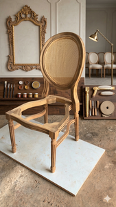 Sillón Individual de Lujo con Acentos Reales y Construcción de Madera Sólida para una Decoración Elegante de la Sala de Estar - Product Image 2