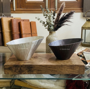 Bol en métal asymétrique moderne, géométrique, ciselé, centre de table, bol à fleurs, style nordique luxueux, décoratif pour la maison et les hôtels - Product Image 2