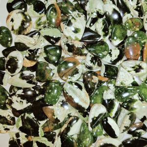 Cabujón de Calcedonia cromada de alta calidad, piedra preciosa de Calcedonia cromada verde, piedra suelta hecha a mano - Product Image 1