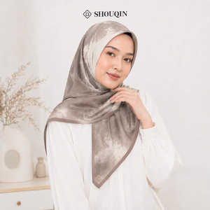 Shouqin Embun - Pañuelo Cuadrado Elegante con Estampado Floral Antiarrugas, Corte Láser, Hiyab para Mujeres Musulmanas, Venta al por Mayor - Product Image 4