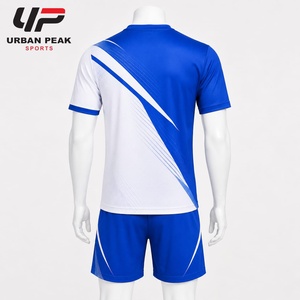 Uniforme de badminton personnalisé avec tissu de qualité, coutures durables et construction flexible pour les équipes, les clubs, les écoles et les sports - Product Image 3