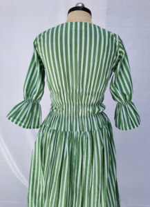 Vestido Midi de Algodón con Rayas Verdes y Blancas para Mujer, Cintura Fruncida, Cuello Redondo, Manga Campana, Estilo Boutique Casual - Product Image 4