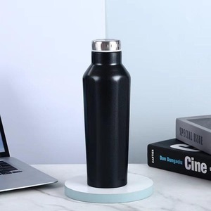 Botella de Agua Reutilizable con Tapa Hermética, Diseño Ligero y Duradero para Viajes, Gimnasio, Oficina y Escuela - Product Image 3
