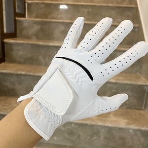 Gants de golf personnalisés pour gaucher, toucher en cuir souple et luxe, axés sur une ajustement seconde peau sans couture, en cuir Cabretta. - Product Image 5