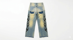 Jean en denim tissé bleu clair vintage vieilli avec strass, taille mi-haute, coupe droite ample, délavage clair, streetwear homme, sérigraphie - Product Image 2