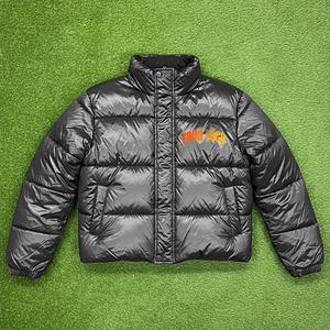 Veste matelassée en coton brodé pour homme, best-seller, chaude, d'hiver, style streetwear, avec capuche amovible - Product Image 1