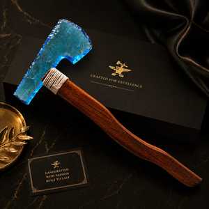 Hacha de Vidrio Obsidiana Acuática Premium Hecha a Mano con Mango de Madera, Propiedades Curativas, Arte de Personaje de TV y Cine de Forma Libre - Product Image 6