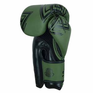 Guantes de Boxeo de Cuero Estilo Híbrido al por Mayor, Guantes de Entrenamiento Diario de Kickboxing con Absorción de Humedad y Soporte de Muñeca con Velcro - Product Image 5