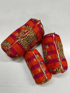 Juego de 3 Bolsas de Cosméticos de Algodón con Estampado Floral Bohemio, Acolchadas, Hechas a Mano, con Adornos Florales, Cierre de Cremallera y Cadenas - Product Image 2