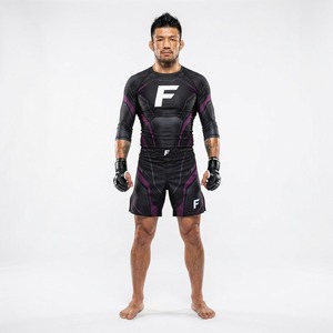 Ensemble de shorts de combat MMA et de rashguard à manches longues personnalisés par sublimation pour hommes et femmes, vêtements d'entraînement - Product Image 4