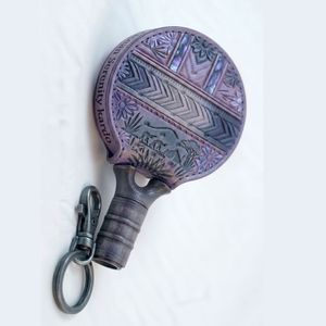 พวงกุญแจรูปไม้แบดมินตันยางแบบกำหนดขนาดเองได้ พร้อมโลโก้ตามสั่ง ดีไซน์นูน 2 มิติ ทนทาน เหมาะเป็นของขวัญส่งเสริมการขาย - Product Image 4