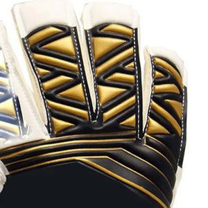 ถุงมือผู้รักษาประตูฟุตบอลสำหรับผู้ใหญ่และเยาวชน คุณภาพสูงสุด พร้อมยางลาเท็กซ์ยึดเกาะดีเยี่ยม จากโรงงานผู้ผลิตโดยตรง - Product Image 6