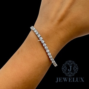 Bracelet tennis élégant en moissanite pour unisexe avec finition haute brillance et fermoir sécurisé, idéal comme cadeau, à prix export. - Product Image 1