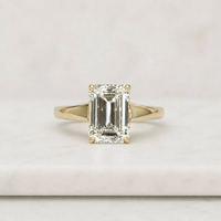 Bague de fiançailles en diamant taille émeraude, or jaune, style luxueux, bijoux pour femmes