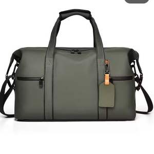 กระเป๋าเดินทางหนังกันน้ำดีไซน์ใหม่ สีสันโดดเด่น  กระเป๋าเป้สะพายหลังสำหรับเล่นกีฬากลางแจ้ง  กระเป๋าเดินทางหนังแฟชั่นสำหรับเดินทาง  มีจำหน่ายแล้ว - Product Image 2