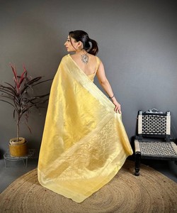 NUEVO SAREE DE SEDA BANARASI CON TRABAJO DE ZARI Y BLUSA SIN COSTURAR PARA FIESTAS 84241 AMARILLO CLARO - Product Image 3