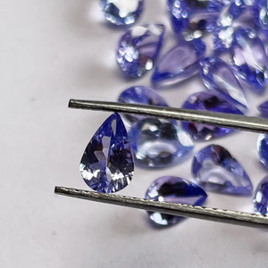 Tanzanita natural tallada en forma de pera de 7*5 mm, 64.18 quilates, calidad AAA, brillo AAA y color agradable, perfecta para cualquier creación de joyería a precio económico. - Product Image 4