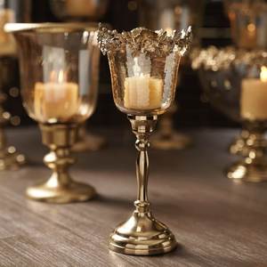 Portavelas de aluminio hecho a mano, candelabro de metal personalizado con chimenea de vidrio para decoración del hogar y eventos, centro de mesa para bodas - Product Image 1