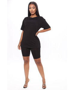 Ensemble haut court à col rond gris et short cycliste taille haute, tenue décontractée ajustée en tricot, toutes saisons, couleur unie, vêtements de sport - Product Image 6