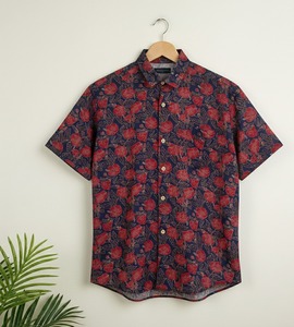 Chemise Homme Formelle Personnalisée en Coton 100% Imprimé Batik Dessiné à la Main, Respirante pour l'Été, Boutonnée, Manches Courtes, Décontractée, Style Bohème pour Fêtes - Product Image 1