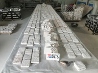Pavés en pierre de sable blanc roulé, cubes de pierre de sable, pavés en pierre de galet, dalles de pavage pour allée extérieure, pavés en pierre de galet