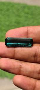 พลอยทัวร์มาลีนสีเขียวอมฟ้าธรรมชาติ รูปทรงแปดเหลี่ยมเหลี่ยมเพชรพลอย ขนาด 28x9 มม. น้ำหนัก 13 กะรัต สำหรับทำเครื่องประดับ - Product Image 4