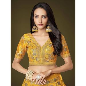 Lehenga Choli de mariage semi-cousu en soie slub à paillettes jaunes attrayantes par Zeel Clothing - Product Image 3