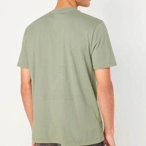 T-shirt pour homme à col en V, vêtements d'été, coton doux, design uni, vente en gros, impression personnalisée OEM, t-shirt pour homme à col en V - Product Image 5