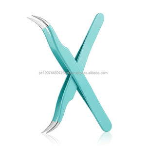 Pince à épiler de luxe en or rose avec logo personnalisé pour les professionnels des salons de beauté et des extensions de cils - Product Image 1
