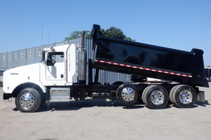 Camión Kenworth T800 Day Cab Usado de 2013 en Excelente Estado con Bajo Kilometraje y Envío Global - Product Image 2