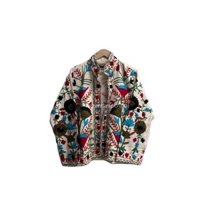 Veste brodée multicolores, veste en coton ouzbek Suzani, veste bohème chic, veste unisexe, veste d'hiver, veste courte pour femme - Product Image 1