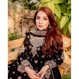 Ensemble haut et bas en organza brodé fait main LC, coupe trapèze, pour soirée, avec dupatta, taille XL, taille naturelle - Product Image 2