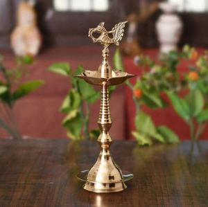 Support de lampe à huile Diya en cuivre fantaisie, design traditionnel asiatique Zen, artisanat indien CH-779 pour Diwali Puja - Product Image 1