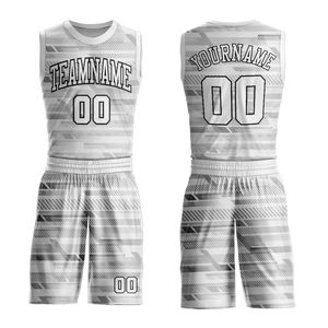 Uniforme de basketball personnalisé respirant en sublimation, 100 % polyester, fabriqué au Pakistan par une usine OEM avec une finition durable pour une utilisation longue durée - Product Image 5