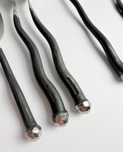 Ensemble de Couverts de Table en Acier Inoxydable Texturé Argent Foncé avec Manche Personnalisé pour la Restauration Fine – Vente en Gros - Product Image 6