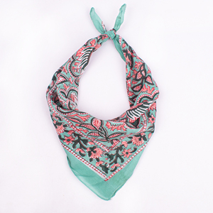Pañuelo Cuadrado de Algodón con Estampado Artesanal Estilo Bohemio Vintage, Teñido Natural, Multifuncional para Cabeza y Cuello, Estilo Vaquero - Product Image 3