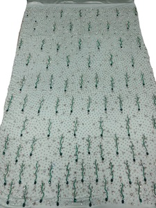 Dentelle Florale Traditionnelle de Luxe Élégante en Tulle et Strass Perlé, Faite à la Main, Couleurs Personnalisées, Écologique, Haute Qualité, 5 Yards - Product Image 3