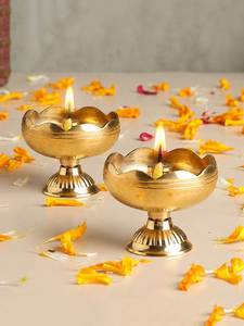 Lámpara Redonda de Latón para Diwali, Hecha a Mano, Decoración de Mesa, Ceremonia Religiosa, Festival, También Ideal para Regalo - Product Image 4