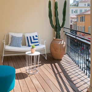 Revêtement de terrasse en WPC co-extrudé de qualité commerciale, anti-décoloration, anti-rayures, durable, pour projets extérieurs - Product Image 4