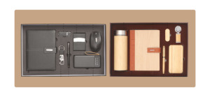 Ensemble cadeau d'affaires en cuir véritable pour bureau de direction avec stylo personnalisé, porte-clés et porte-cartes pour la Saint-Valentin, la fête des mères - Product Image 5