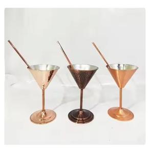 Coupe à vin élégante en laiton, gobelet artisanal de créateur pour fêtes et cadeaux, tendance du moment - Product Image 3