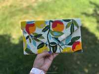 Pochette à main en perles faites à la main avec motif de fruits, broderie multicolore, sac portable, sac de soirée, sac de mariage, sac de mariée, mode personnalisée