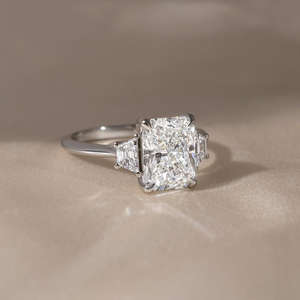 เพชรทรงมาร์ควิสเพาะเลี้ยงในห้องปฏิบัติการ คุณภาพสูง ทอง 14/18 กะรัต สีเหลือง/ชมพู/ขาว ได้รับการรับรองจาก IGI ดีไซน์แฟนซี เหมาะสำหรับใช้ในชีวิตประจำวัน ของขวัญงานแต่งงาน - Product Image 3