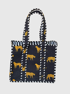 Sac fourre-tout en coton brodé bohème avec motif floral, sac de shopping pour femmes, toutes saisons, fermeture ouverte - Product Image 1